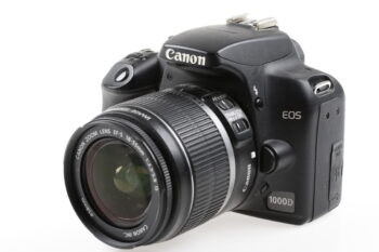Canon EOS 1000D mit EF-S 18-55mm f/3,5-5,6 IS - #0630277164