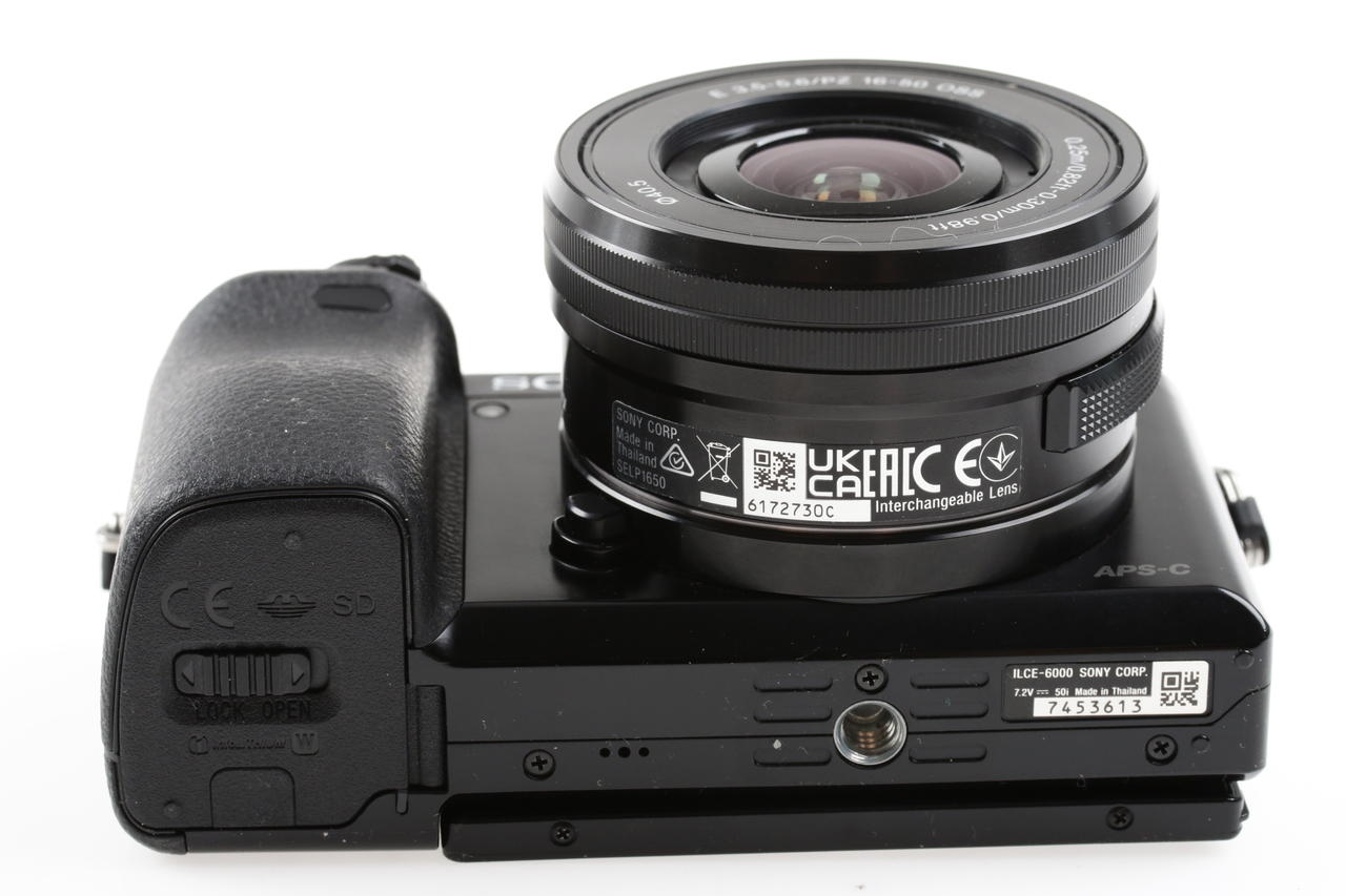 Sony Alpha 6000 mit E PZ 16-50mm OSS - #7453613