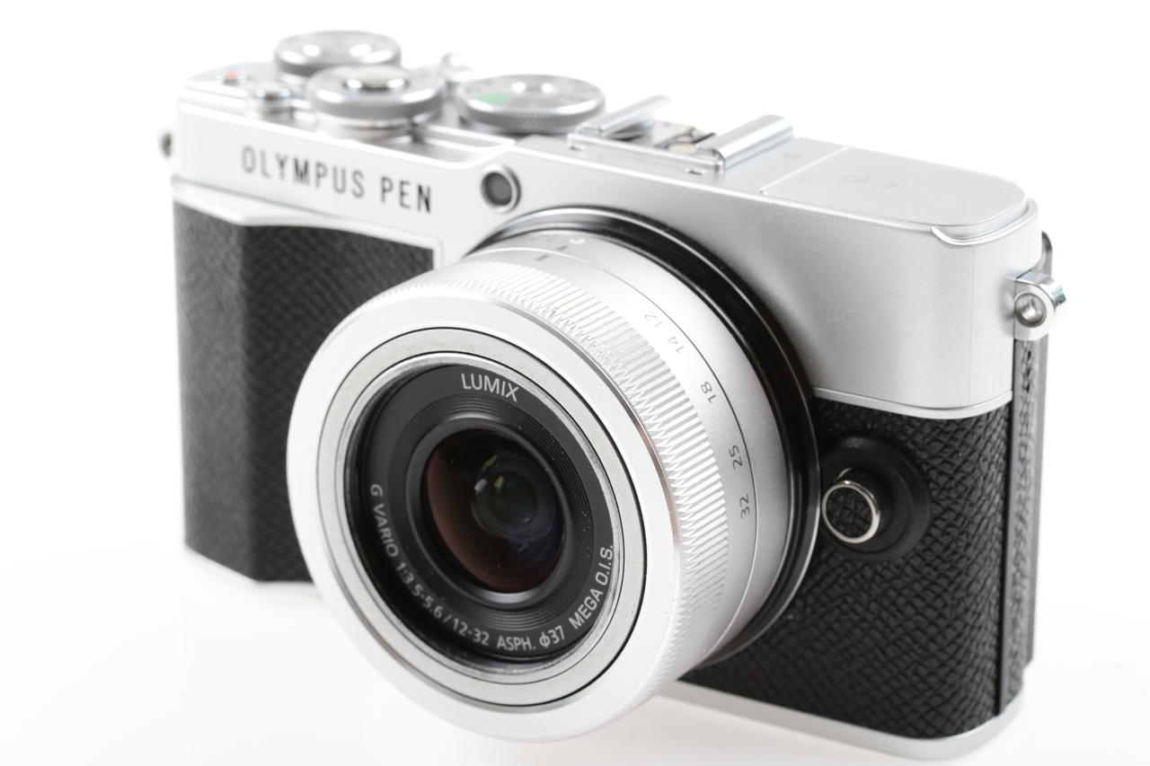 Olympus E-P7 mit Lumix G Vario 12-32mm f/3,5-5,6 ASPH - #39982