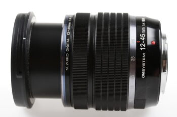Olympus M.Zuiko 12-45mm Pro Schwarz