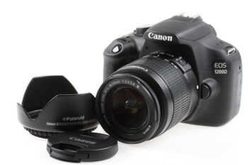 Canon EOS 1200D mit EF-S 18-55mm f/3,5-5,6 III - #013070057086