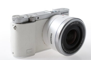 Samsung NX3000 mit 16-50mm f/3,5-4,5 OIS - #8HXMCN4F 9000DPY
