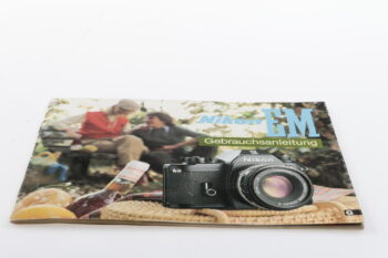 Nikon EM Gebrauchsanleitung