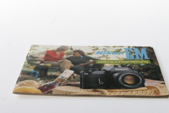 Nikon EM Gebrauchsanleitung