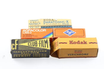 Konvolut diverse Filmpatronen und Filme