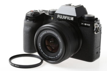 FUJIFILM X-S10 mit XC 15-45mm f/3,5-5,6 OIS PZ - #3D004211