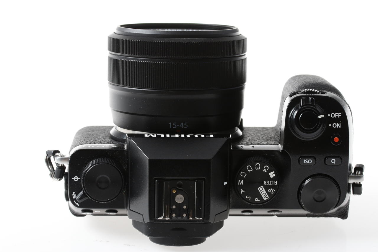 FUJIFILM X-S10 mit XC 15-45mm f/3,5-5,6 OIS PZ - #3D004211