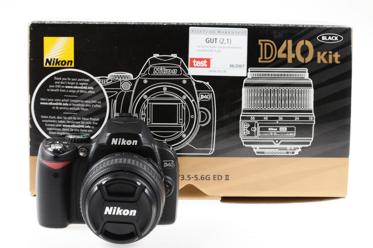Nikon D40 mit AF-S DX 18-55mm f/3,5-5,6 G ED II - #6373568