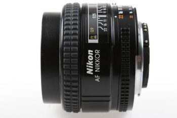 Nikon AF D 35mm f/2,0 - #642850