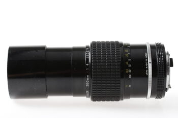 Nikon MF 200mm f/4,0 Nikkor - #72537