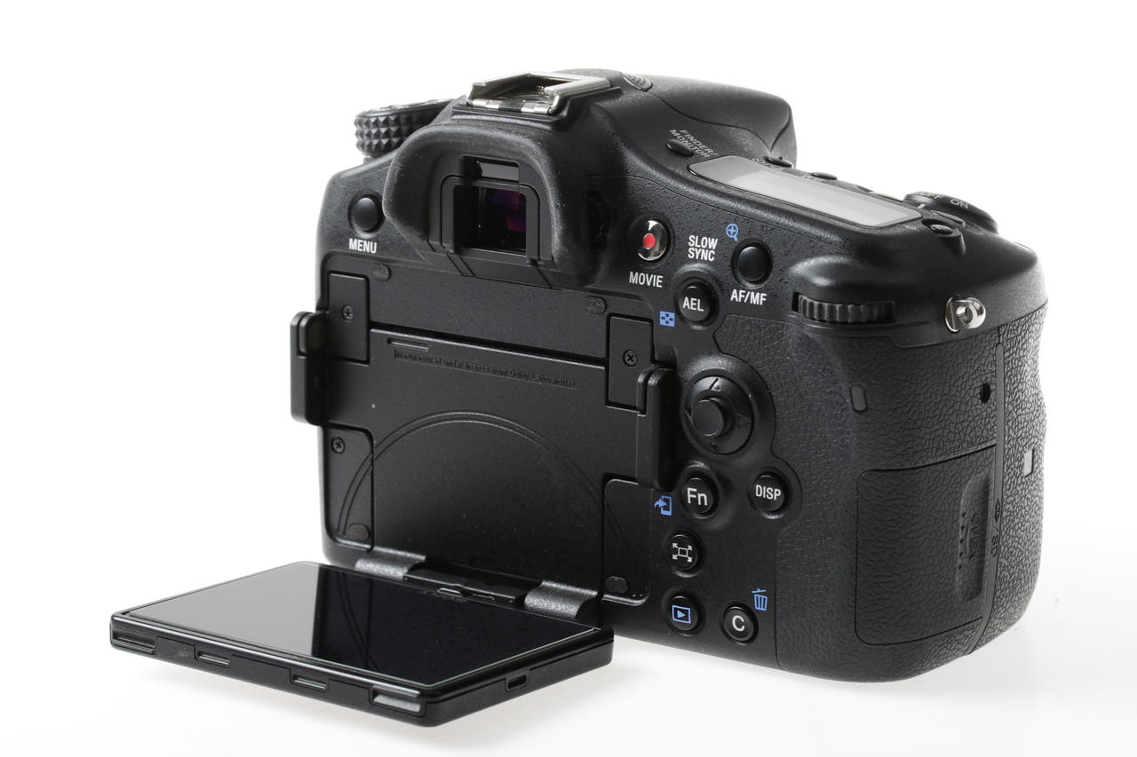 Sony Alpha SLT-77 II mit 16-50mm f/2,8 SSM - #3810022
