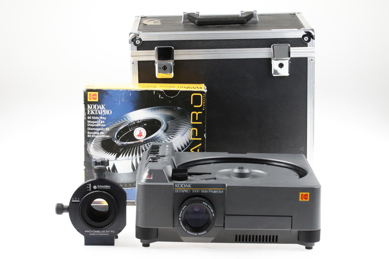 Kodak Ektapro 5000 Projektor mit Pro-Cinelux XY PC 90mm
