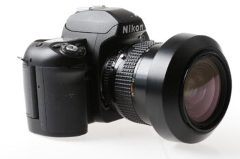 Nikon F80 mit 28-85mm f/3,5-4,5 - #2718787