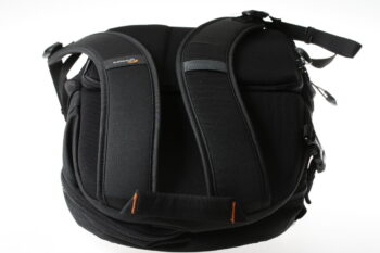Lowepro Adventura BP 150 III schwarz