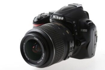 Nikon D3000 mit AF-S DX 18-55mm f/3,5-5,6 G VR - #6172078
