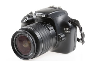 Canon EOS 1100D mit EF-S 18-55mm f/3,5-5,6 IS III - #173063006199