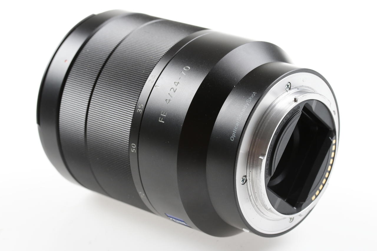 Sony Vario-Tessar T* FE 24-70mm f/4,0 ZA OSS - #0406813