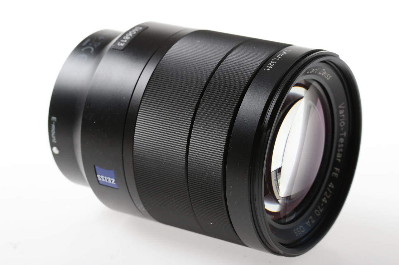 Sony Vario-Tessar T* FE 24-70mm f/4,0 ZA OSS - #0406813