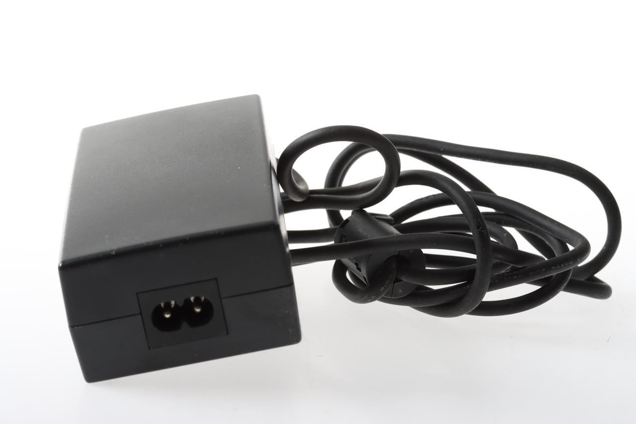 Nikon EH-6 Netzadapter für Nikon Kameras / D2x D2h D3s D3x D4 D4s