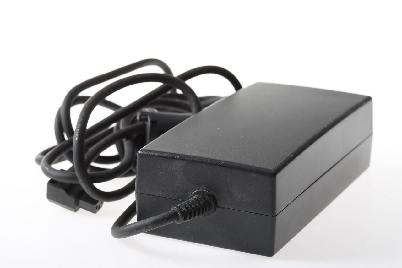 Nikon EH-6 Netzadapter für Nikon Kameras / D2x D2h D3s D3x D4 D4s