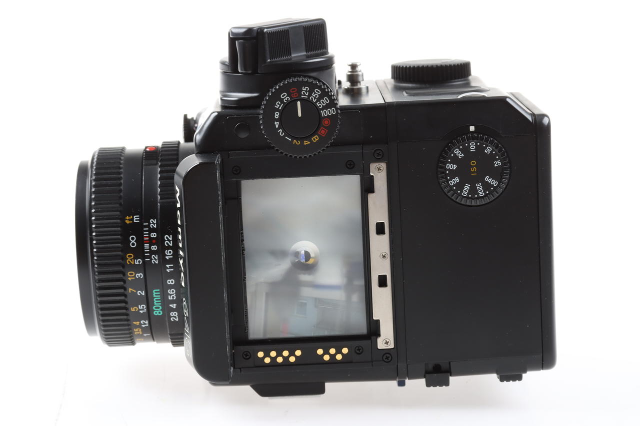Mamiya 645 Super mit Sekor C 80mm f/2,8 - #221830