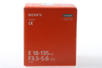 Sony E 18-135mm f/3,5-5,6 OSS