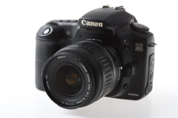 Canon EOS 20D mit EF-S 18-55mm f/3,5-5,6 - #1330911586