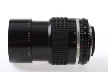 Nikon MF 135mm f/2,8 AIS - #939656