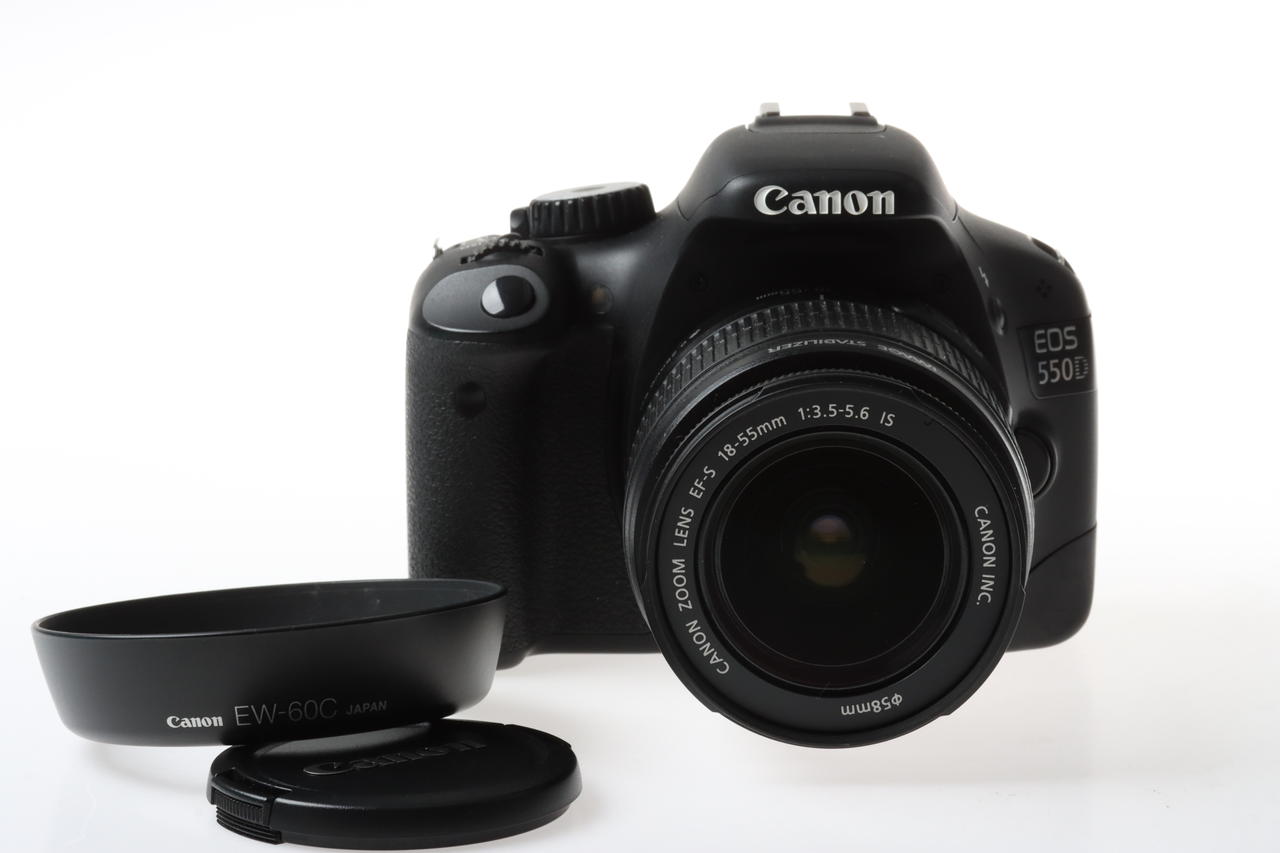Canon EOS 550D mit EF-S 18-55mm f/3,5-5,6 IS - #1935008225