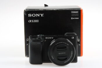 Sony Alpha 6300 mit E PZ 16-50mm OSS - #3864630