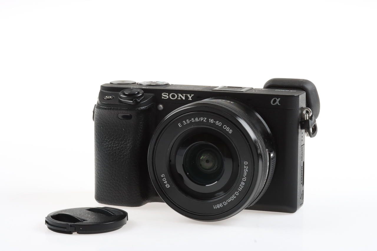 Sony Alpha 6300 mit E PZ 16-50mm OSS - #3864630