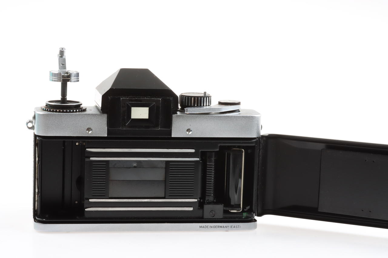 Ihagee EXAKTA RTL 1000 mit Pancolar 50mm f/2 - #213896
