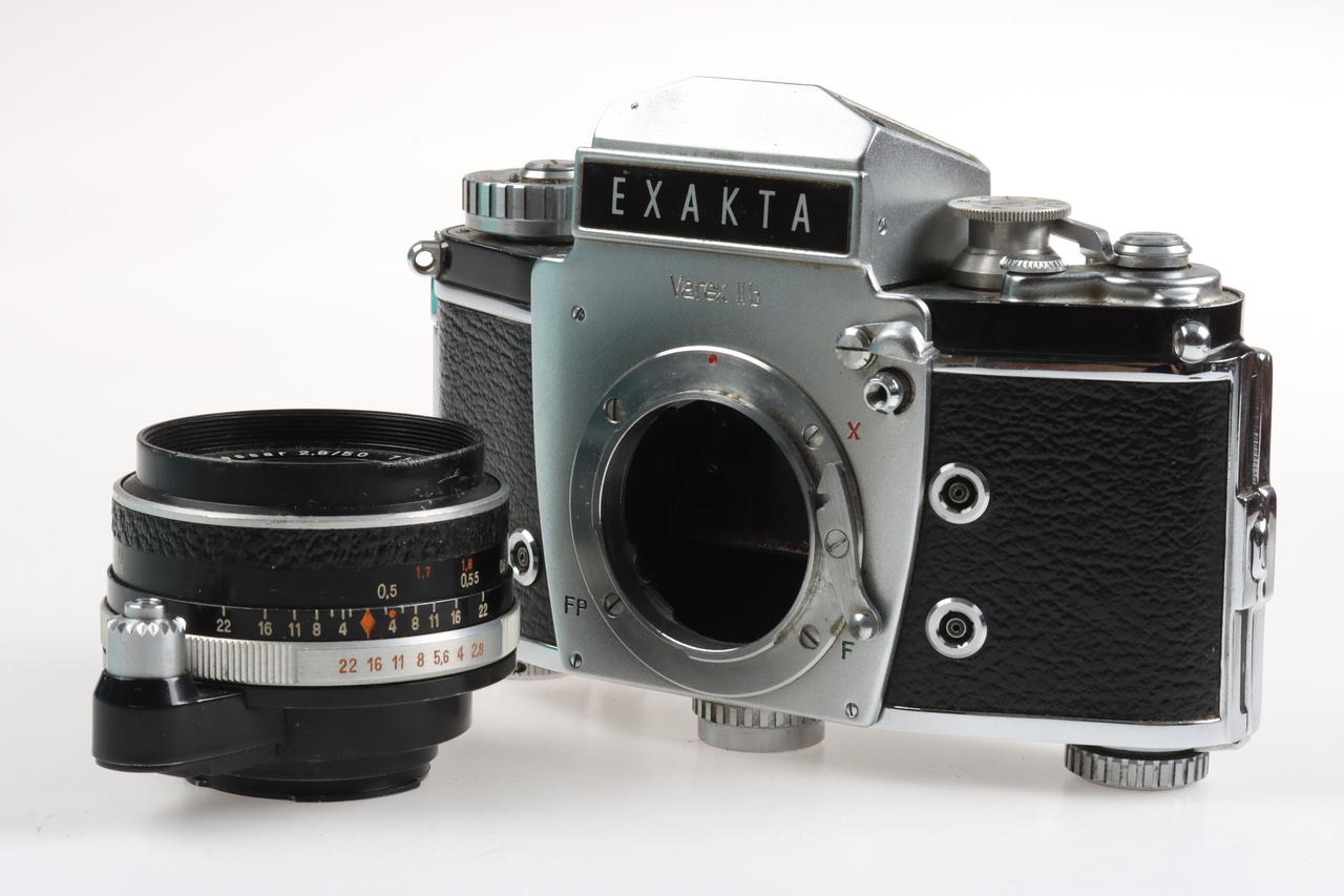 Ihagee EXAKTA Varex IIb mit TESSAR 50mm f/2,8 - #1042700