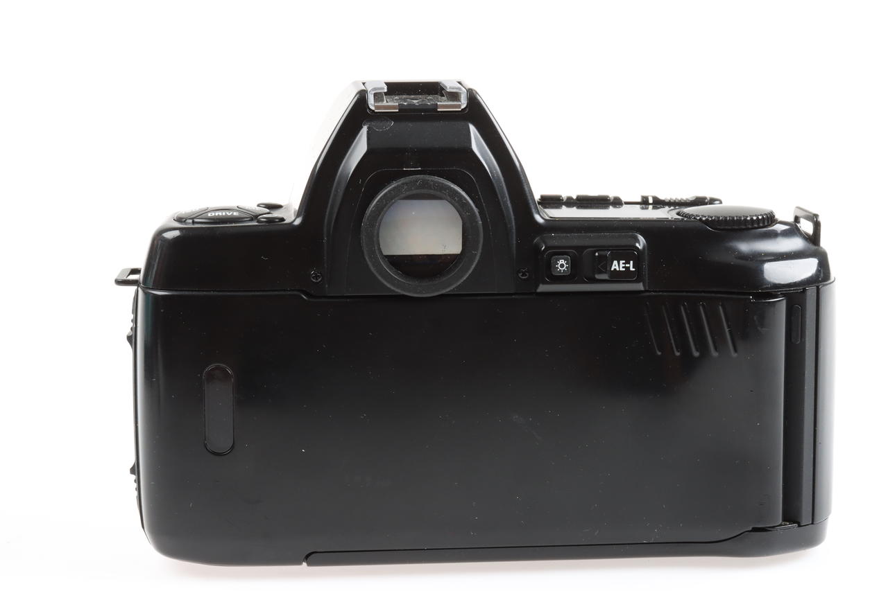 Nikon F-801s mit Nikkor AF 35-80mm f/4,0-5,6 D New - #3114683