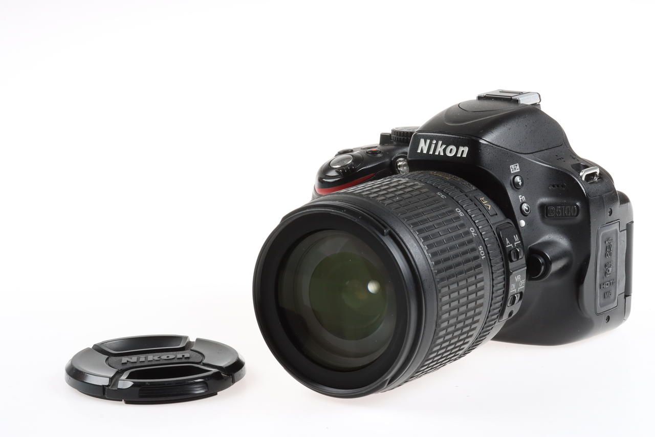 Nikon D5100 mit AF-S DX 18-105mm f/3,5-5,6 G ED VR - #38811483