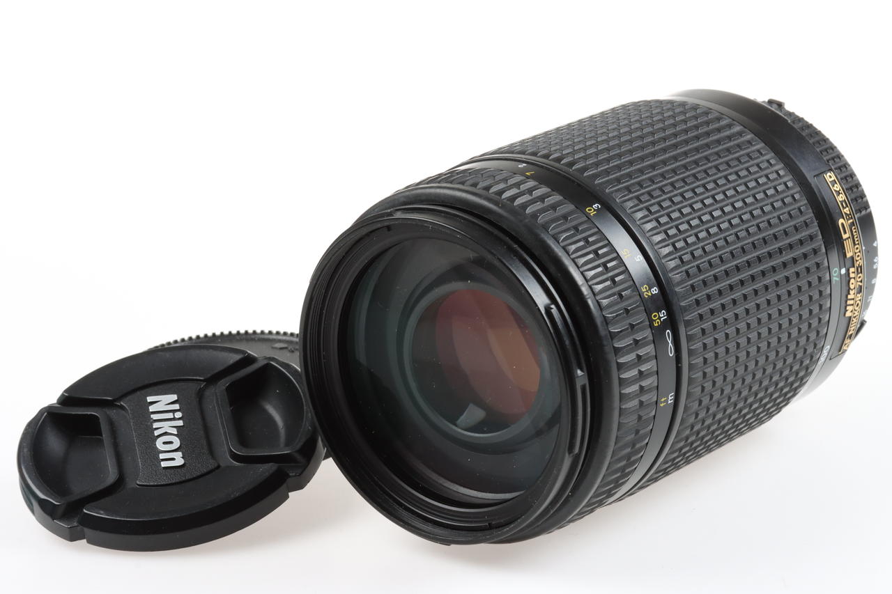 Nikon AF NIKKOR 70-300mm f/4,0-5,6 D ED - #425667
