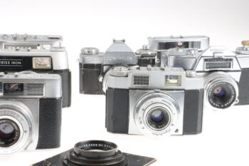Konvolut diverse Zeiss Sammlerkameras - 12 Stück Bastlergeräte