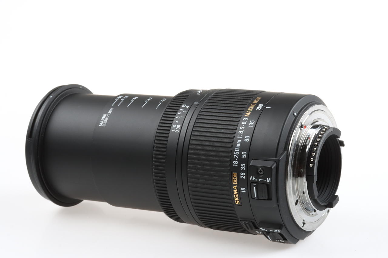 SIGMA 18-250mm f/3,5-6,3 DC OS HSM für Nikon F (DX) - #15481010