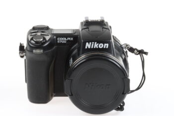 Nikon Coolpix 5700 Kompaktkamera - #4012576
