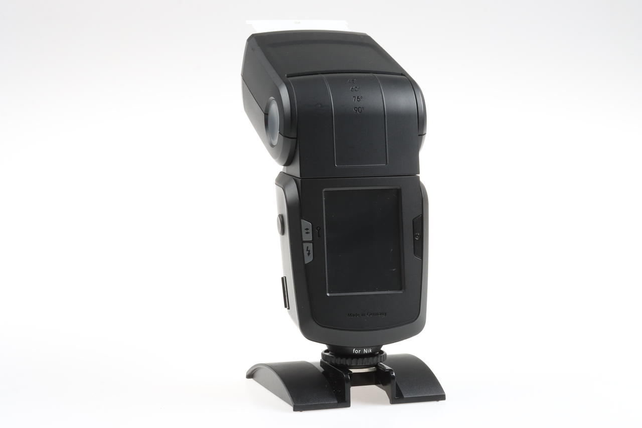 Metz 64 AF-1 Digital mit Walimex Power Porta für Nikon