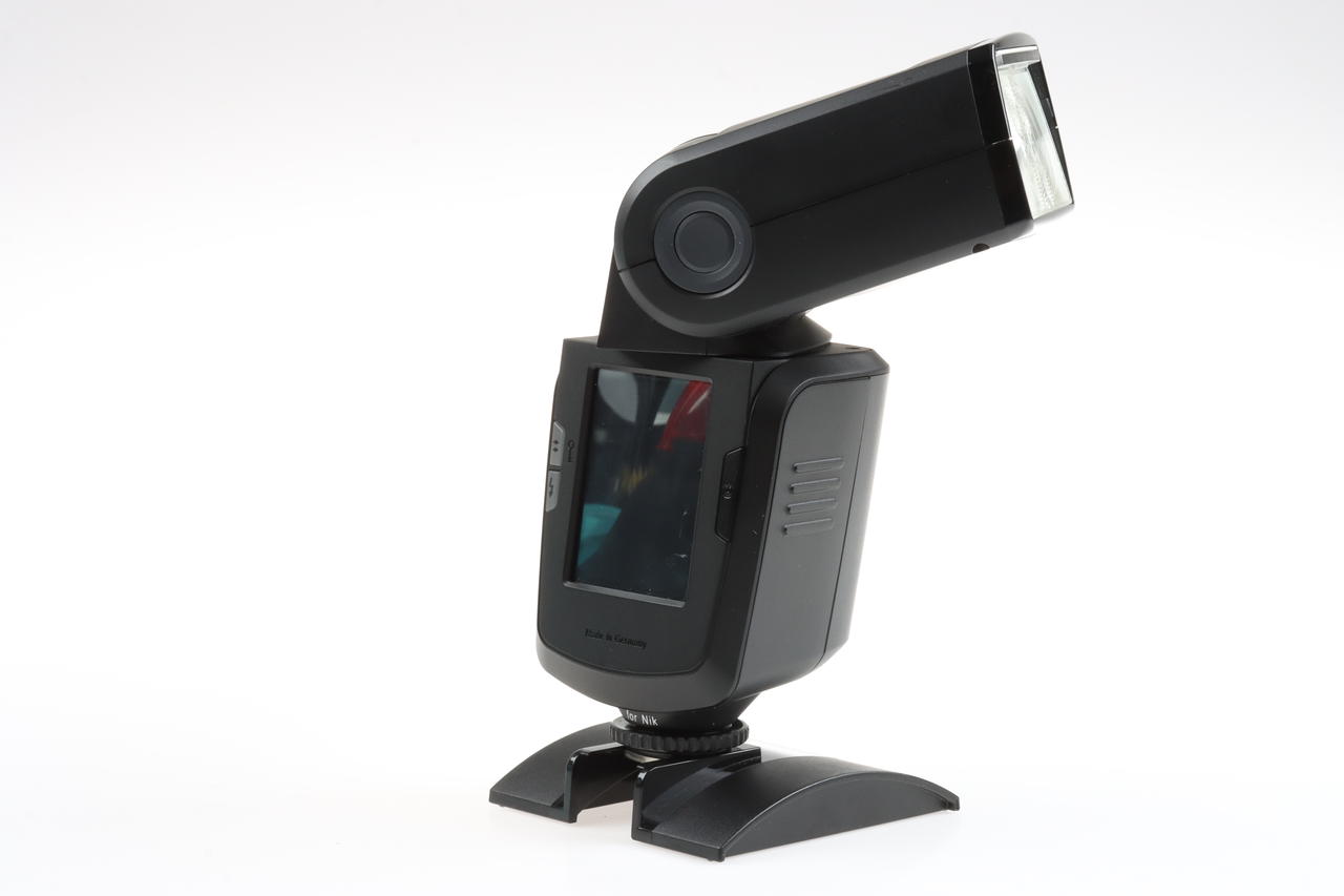Metz 64 AF-1 Digital mit Walimex Power Porta für Nikon