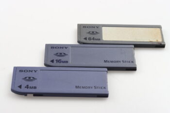 Sony Memory Stick 3 Karten - 4MB, 16MB, 64MB