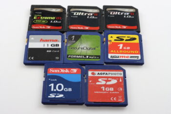 SanDisk SD Karte 1GB - 8 Stück