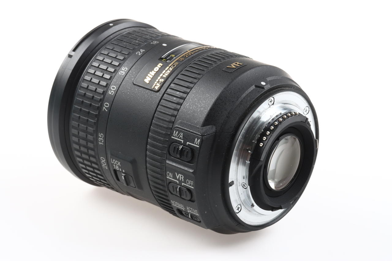 Nikon AF-S DX 18-200mm f/3,5-5,6 G ED VR II - #US46144930