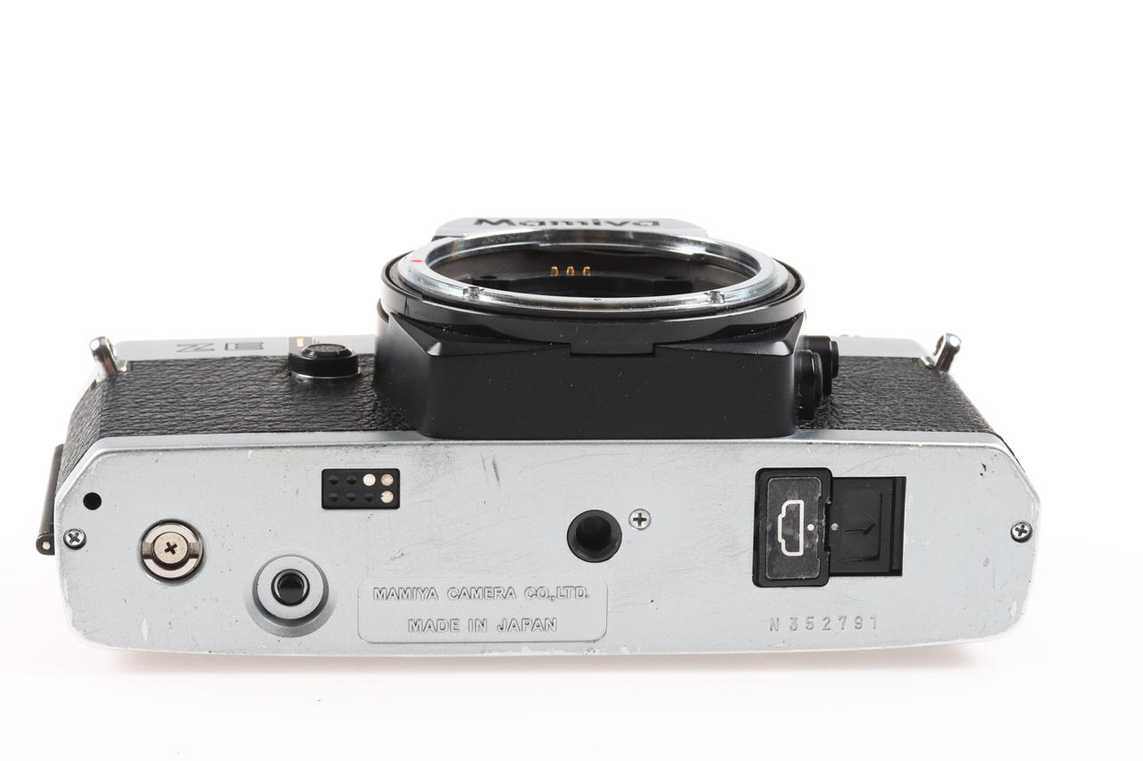 Mamiya ZE mit Sekor 50mm f/2,0 Auto - #352791