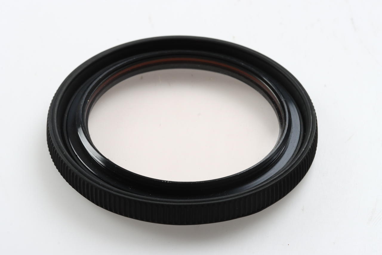 B+W Skylightfilter mit Sonnenblende - Ø46mm