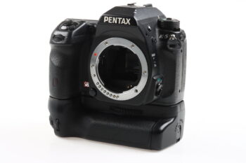 Pentax K-5 Gehäuse mit D-BG4 Handgriff - #4023398
