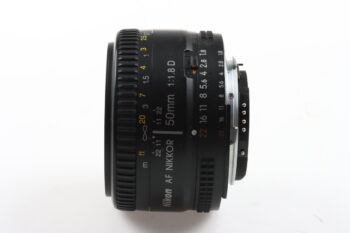 Nikon AF 50mm f/1,8 D - #637260