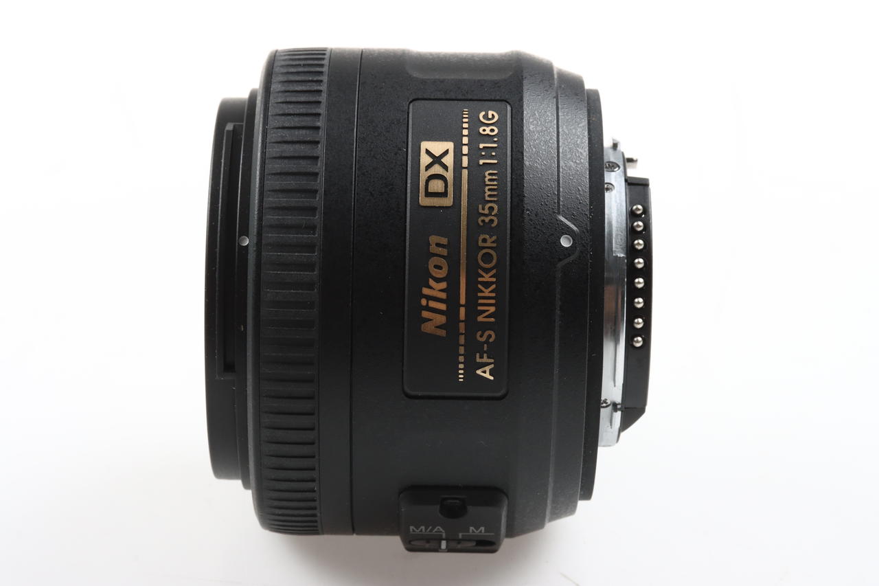 Nikon AF-S DX NIKKOR 35mm f/1,8 G DX - #2537411