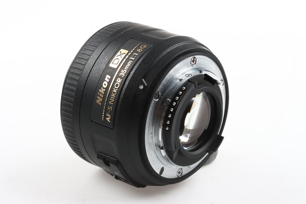 Nikon AF-S DX NIKKOR 35mm f/1,8 G DX - #2537411